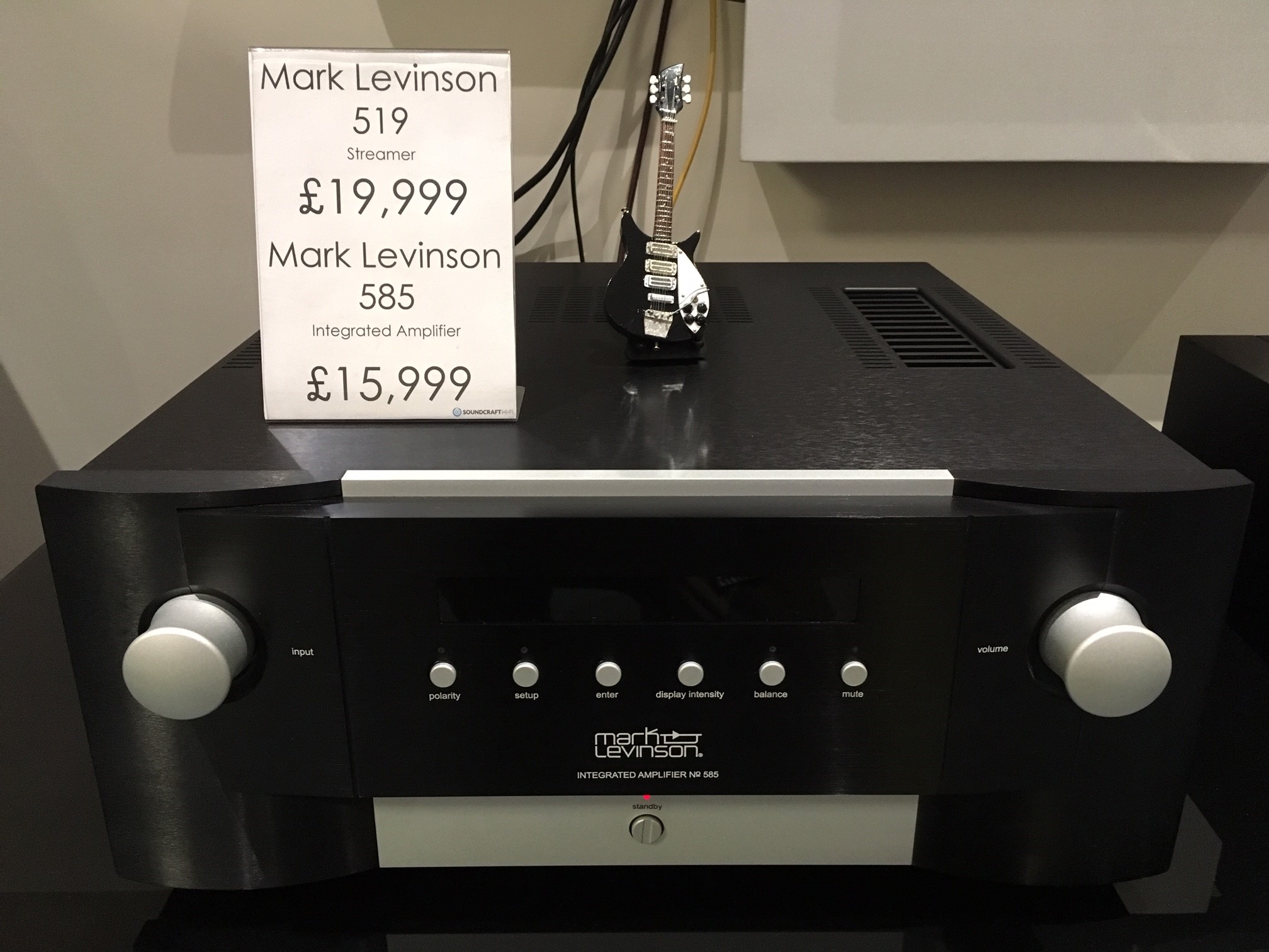 Picture of Mark Levinson ML 585