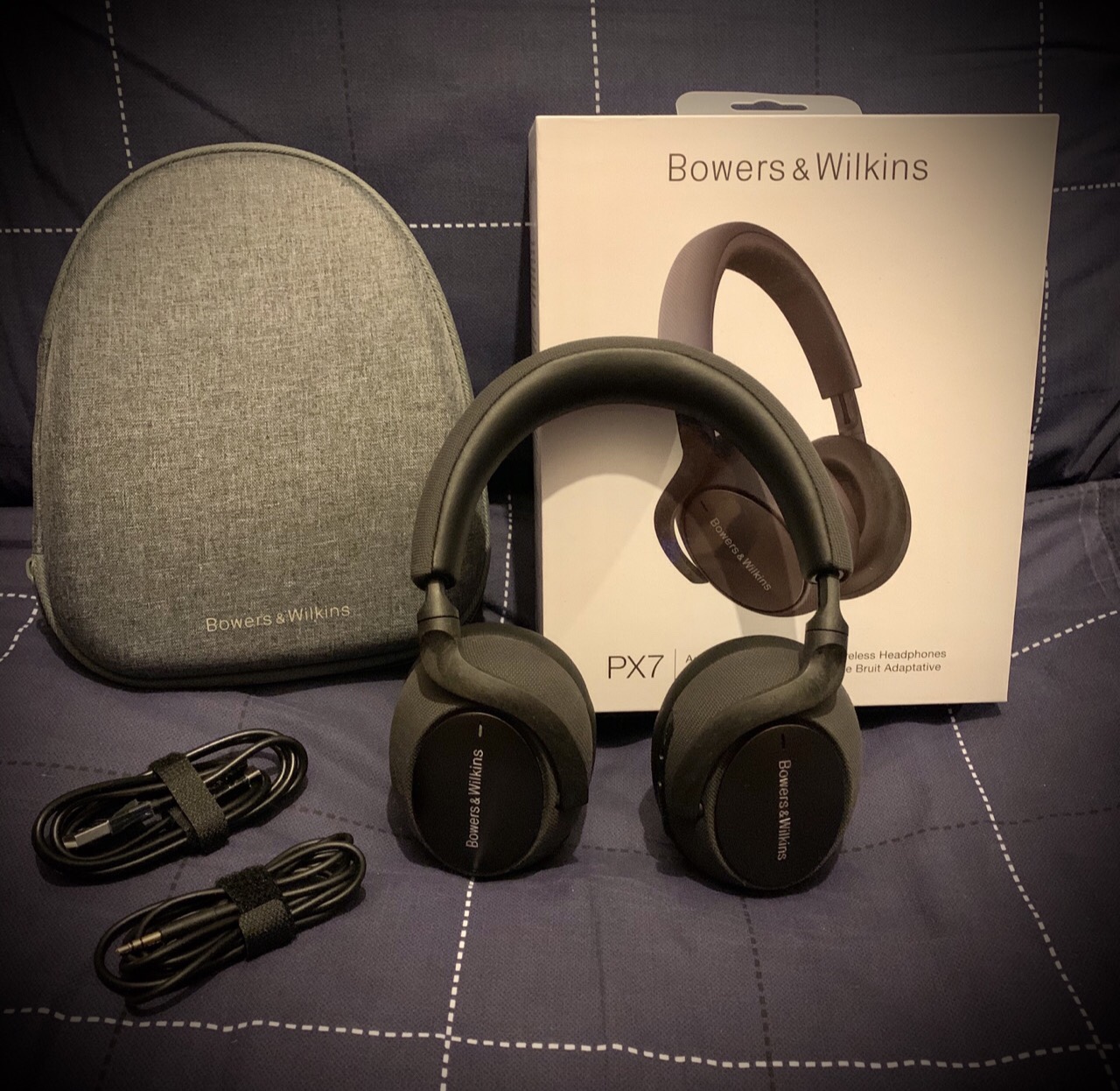 Picture of Bowers & Wilkins PX7