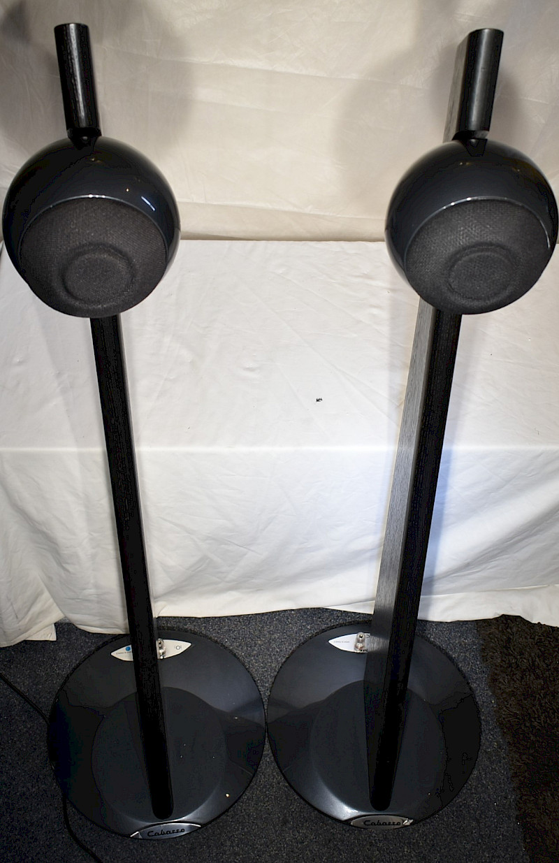 Picture of Cabasse i-O2 ST W/BP floor standing speakers - Used condition - Original box