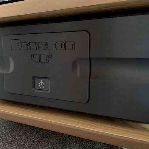Ex-demo Bryston 4B-Cubed