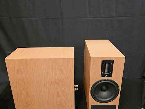 Ex-demo Kerr Acoustic K300