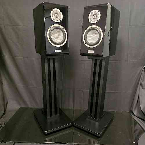 Ex-demo Marten Oscar Duo