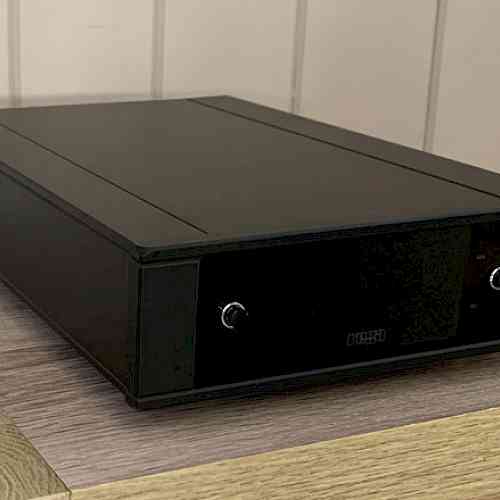 Ex-demo Rega Aria