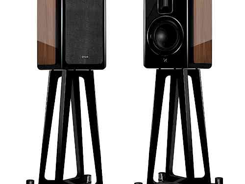 Ex-demo Quad Revela 1 Speakers for sale in Hull UK