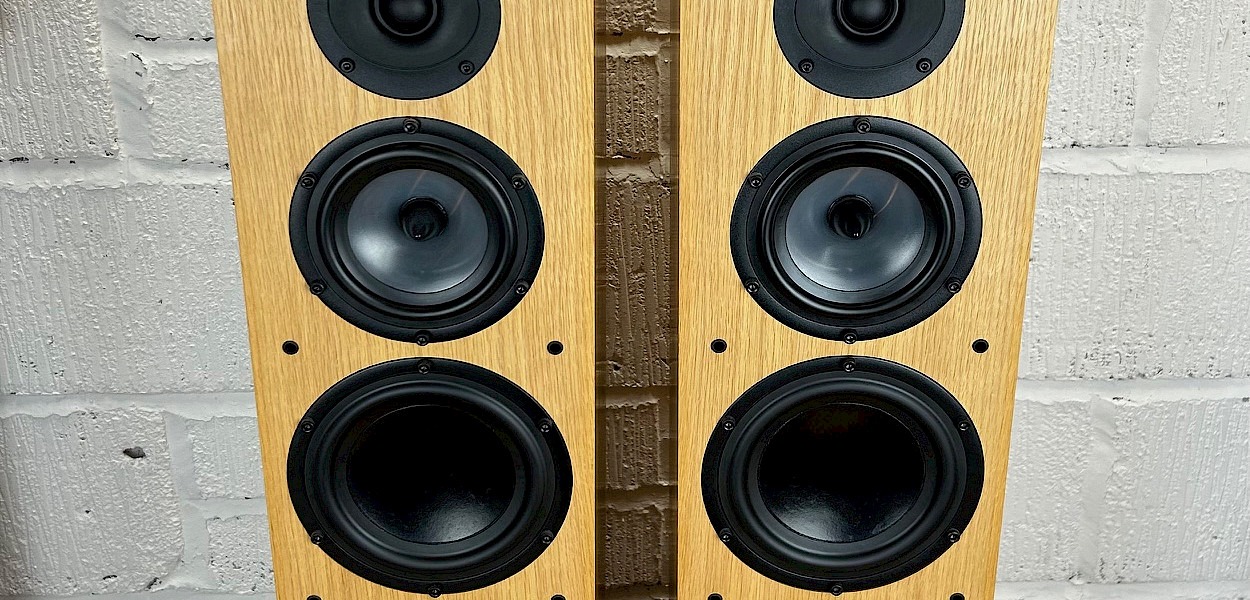 Spendor A9 Floorstanding Speakers for sale - image 1