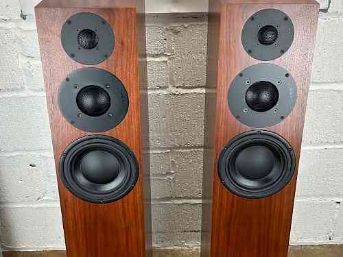 Used PMC Twenty 26 Floorstanding Speakers for sale in Hull UK