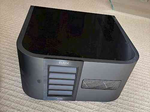 Ex-demo Classé Delta Stereo for sale in High Wycombe UK