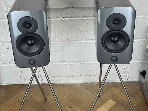 Used Q Acoustics Concept 300 Speakers & Tensegrity Stands for sale in Hull UK